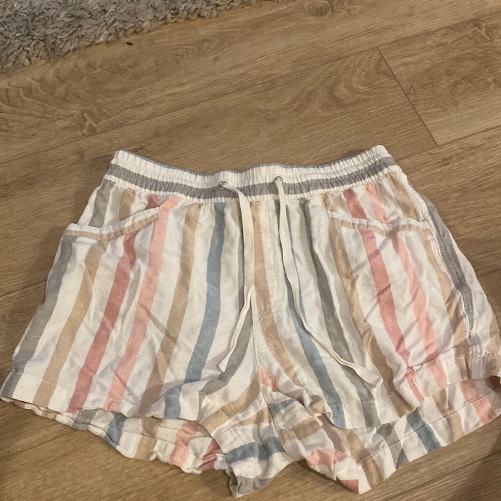 GAP shorts